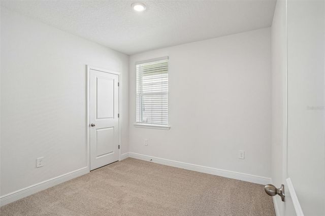 883 SUNSHOWER DRIVE, Lady Lake, FL 32159