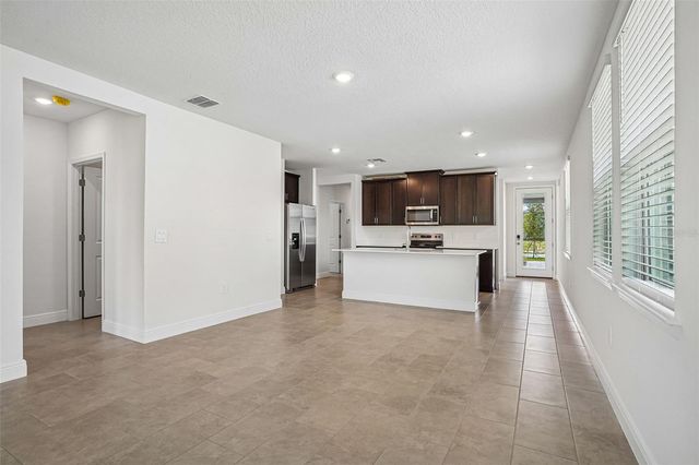 883 SUNSHOWER DRIVE, Lady Lake, FL 32159