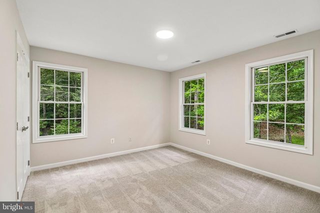 4827 BLUEBERRY DR, Brandywine, MD 20613