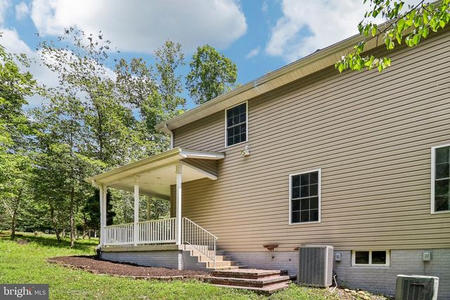 4827 BLUEBERRY DR, Brandywine, MD 20613