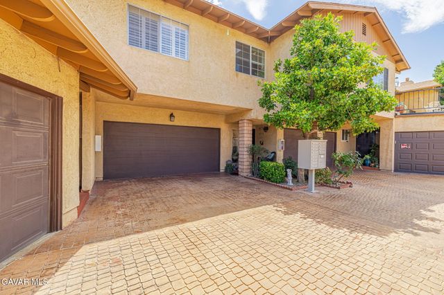 39203 W 10th Street, Palmdale, CA 93551
