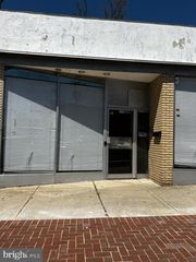 305 S BROAD ST, Woodbury, NJ 08096