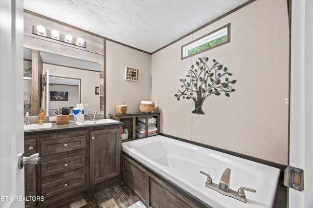 1428 Am King Way, Sevierville, TN 37876