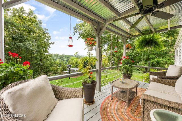 1428 Am King Way, Sevierville, TN 37876