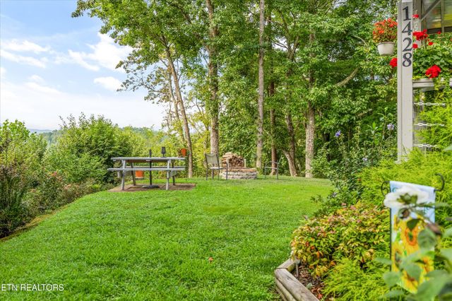 1428 Am King Way, Sevierville, TN 37876