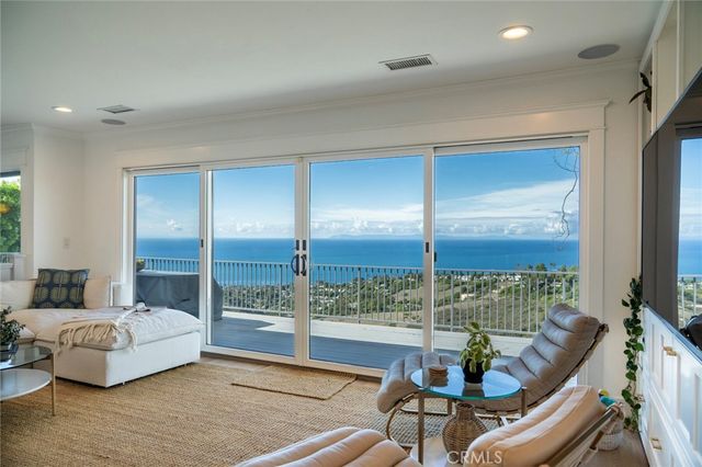 2855 Zell Drive, Laguna Beach, CA 92651
