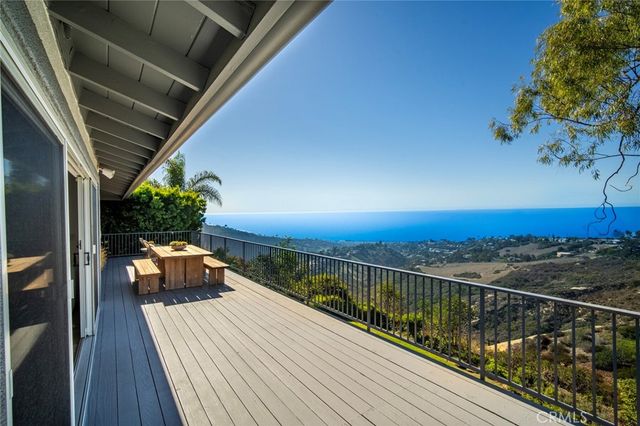 2855 Zell Drive, Laguna Beach, CA 92651
