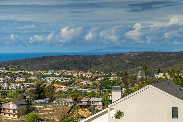 2855 Zell Drive, Laguna Beach, CA 92651