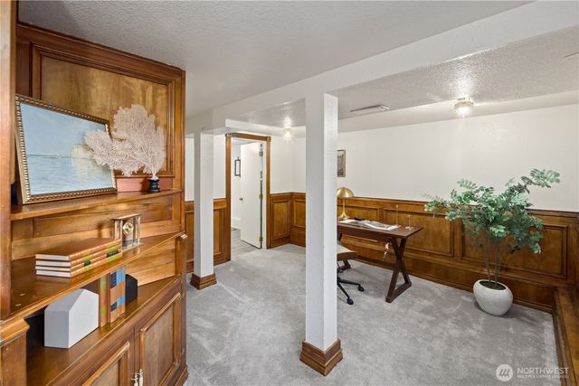 16518 Stone Ave N, Shoreline, WA 98133