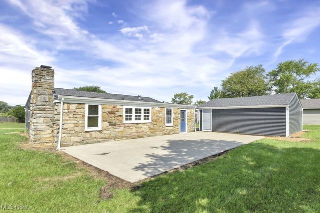 683 East Drive, Brunswick, OH 44212