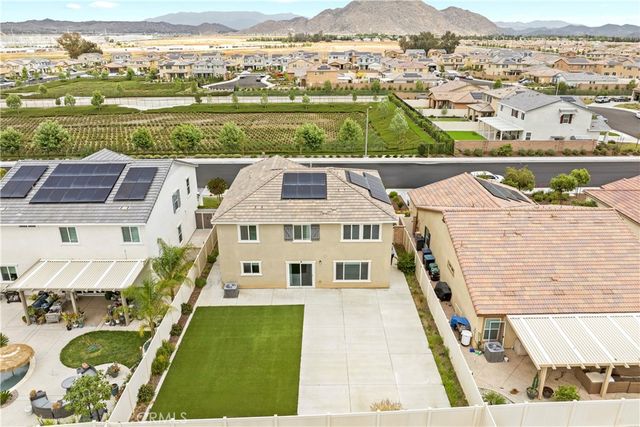 26575 Stix Drive, Menifee, CA 92585