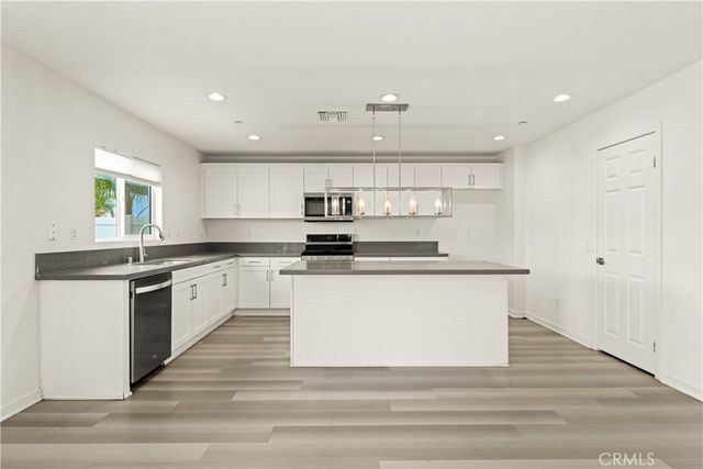 26575 Stix Drive, Menifee, CA 92585