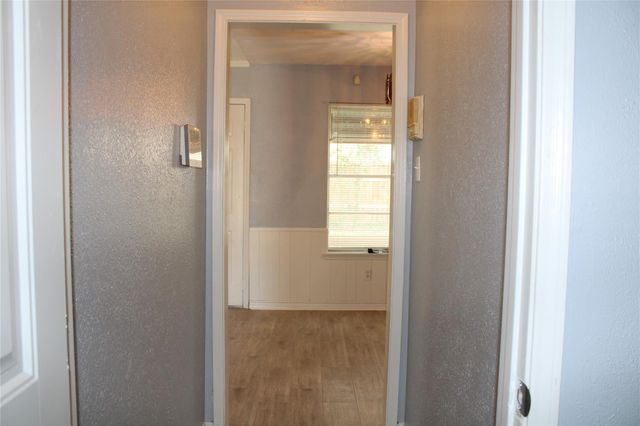 13819 Crosshaven Drive, Houston, TX 77015