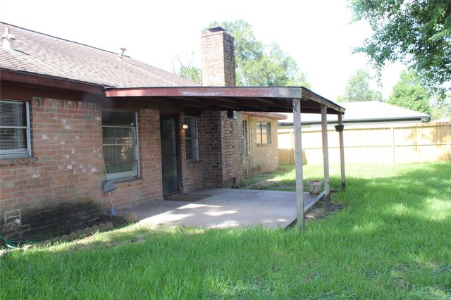 13819 Crosshaven Drive, Houston, TX 77015