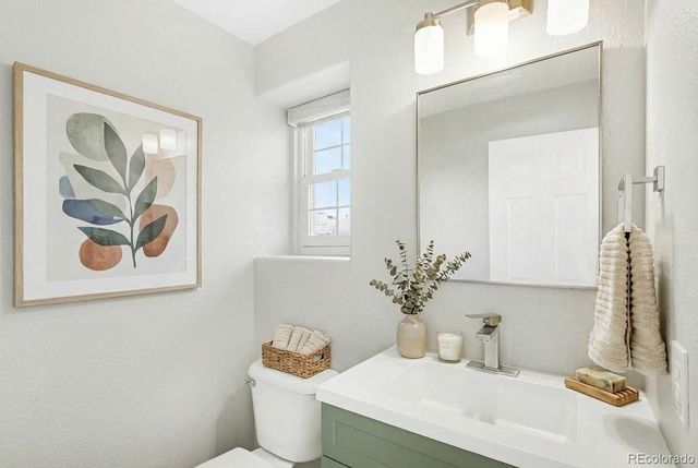 1994 E 102nd Circle, Thornton, CO 80229