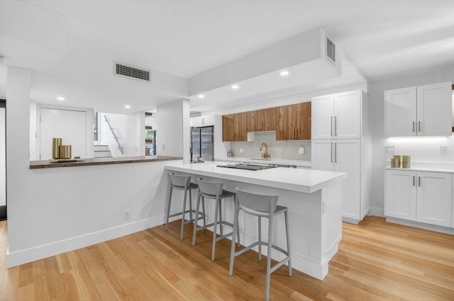 3207 Bridgewood Drive, Boca Raton, FL 33434