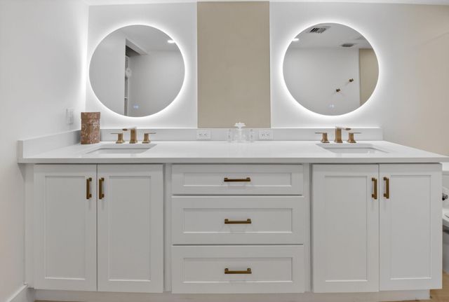 3207 Bridgewood Drive, Boca Raton, FL 33434