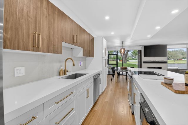 3207 Bridgewood Drive, Boca Raton, FL 33434