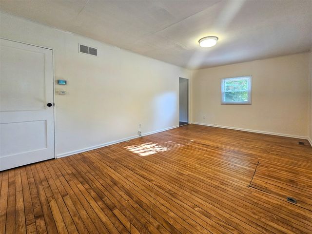 1408 Harpst Street, Ann Arbor, MI 48104