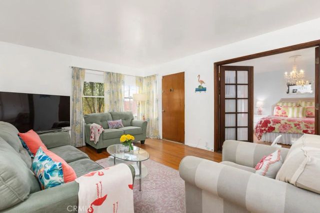 1825 E 3rd Street 4, Long Beach, CA 90802