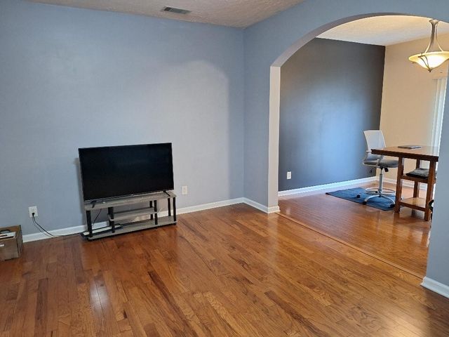 8721 Ambonnay Dr, Brentwood, TN 37027