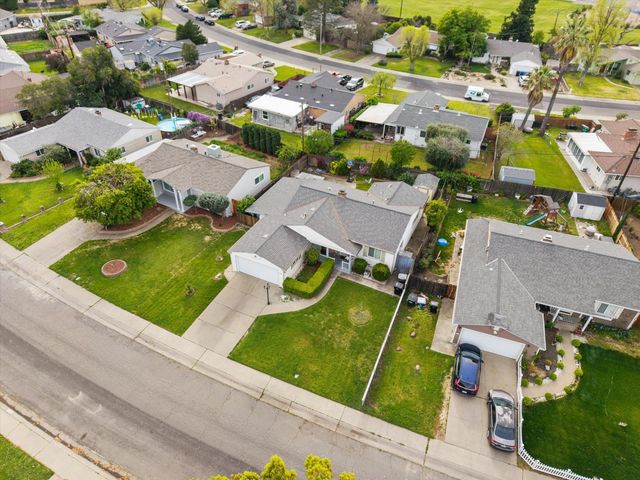 4965 I Pkwy, Sacramento, CA 95823