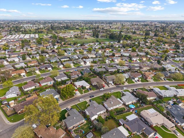 4965 I Pkwy, Sacramento, CA 95823