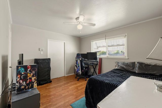 4965 I Pkwy, Sacramento, CA 95823