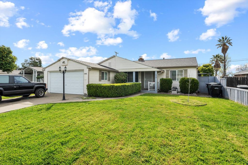 4965 I Pkwy, Sacramento, CA 95823