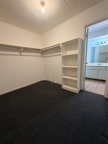 5602 Easthampton Drive B, Houston, TX 77039