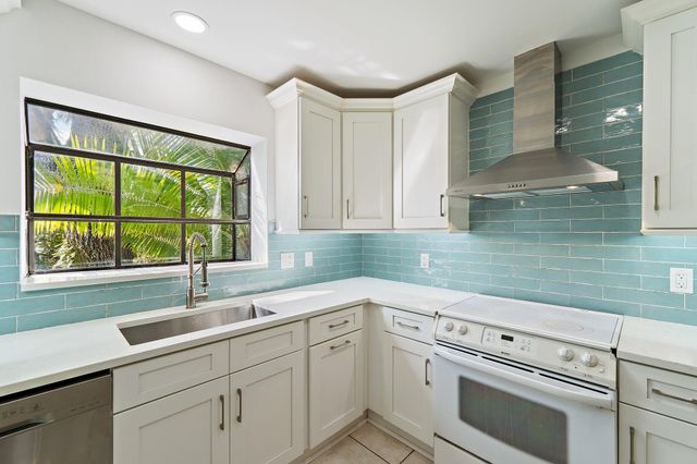 3634 SW Pheasant Run, Palm City, FL 34990