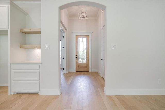 1007 Meadow Wood Terrace, Azle, TX 76020