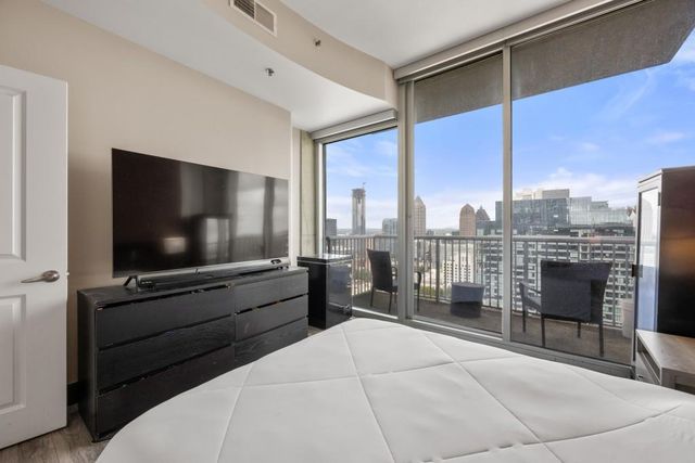 855 Peachtree NE Street 2906, Atlanta, GA 30308