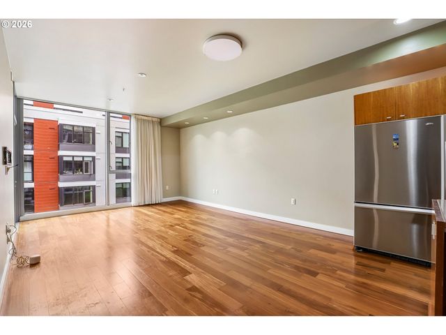 841 S GAINES St 335, Portland, OR 97239