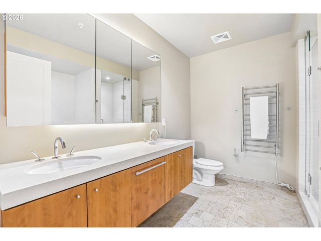 841 S GAINES St 335, Portland, OR 97239