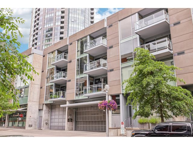 841 S GAINES St 335, Portland, OR 97239