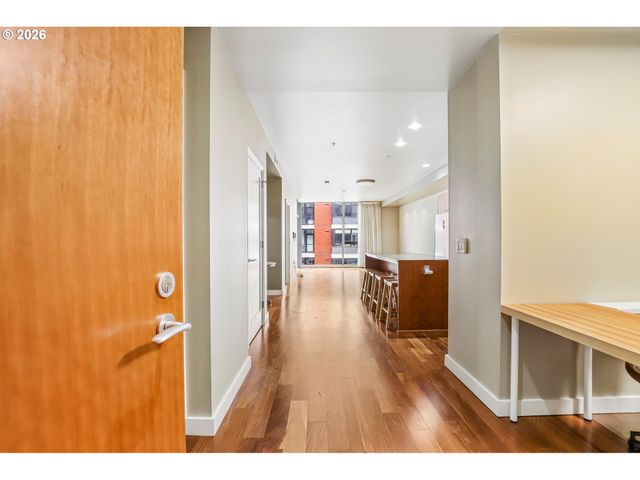 841 S GAINES St 335, Portland, OR 97239