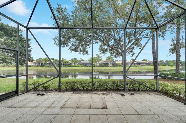 8513 Belfry Place, Port St Lucie, FL 34986