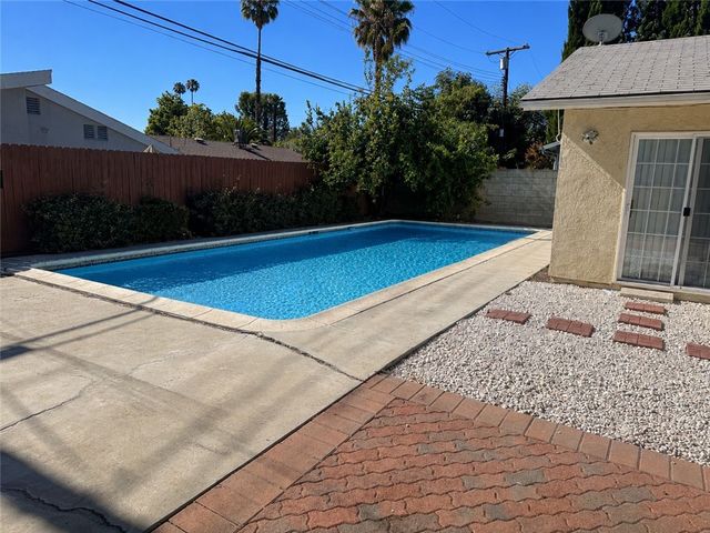 6152 Tony, Woodland Hills, CA 91367