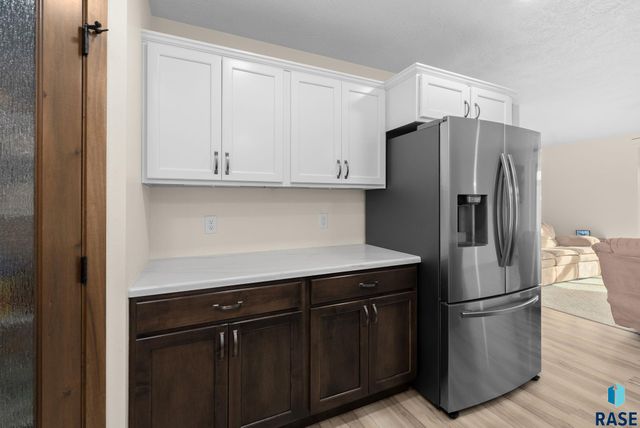 412 E Cairos Pl Place, Brandon, SD 57005