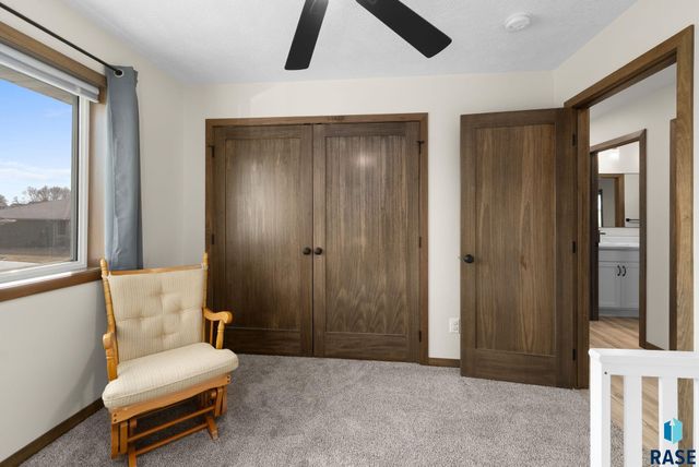 412 E Cairos Pl Place, Brandon, SD 57005