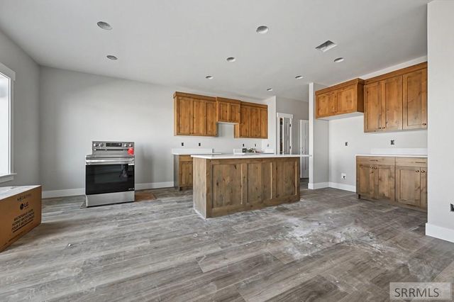 4813 Hazen Drive, Ammon, ID 83406