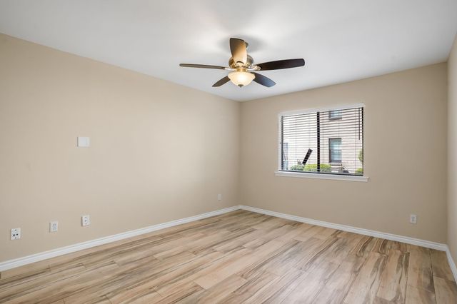 3500 Tangle Brush Drive 150, The Woodlands, TX 77381