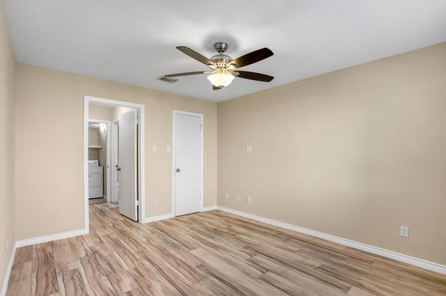 3500 Tangle Brush Drive 150, The Woodlands, TX 77381