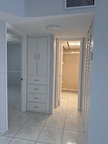 1855 W 60th Street 346B, Hialeah, FL 33012