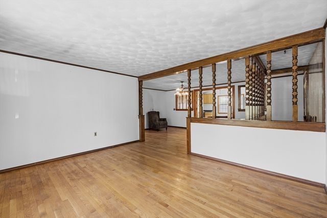 1638 Braley Rd, New Bedford, MA 02745