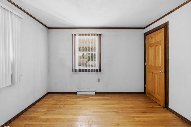1638 Braley Rd, New Bedford, MA 02745