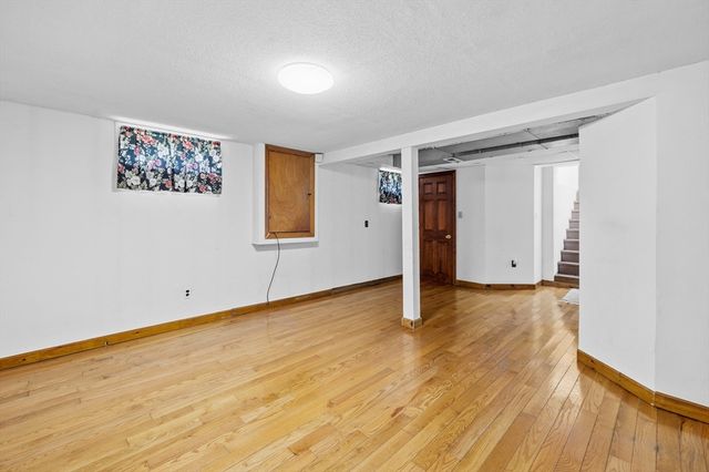 1638 Braley Rd, New Bedford, MA 02745