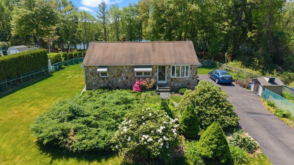 1638 Braley Rd, New Bedford, MA 02745