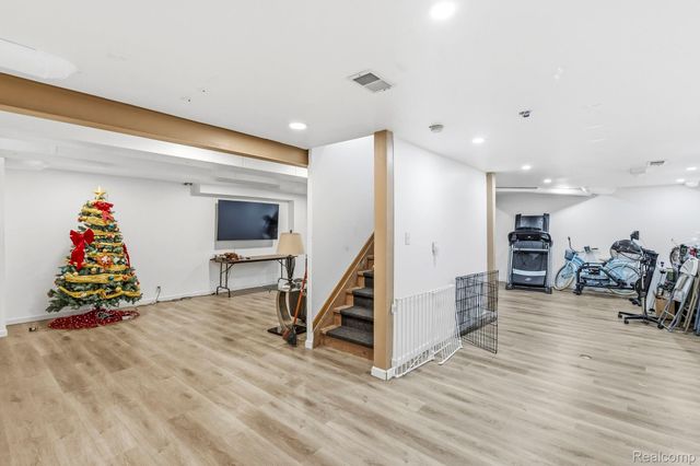 53428 Gregory Drive, Macomb Township, MI 48042